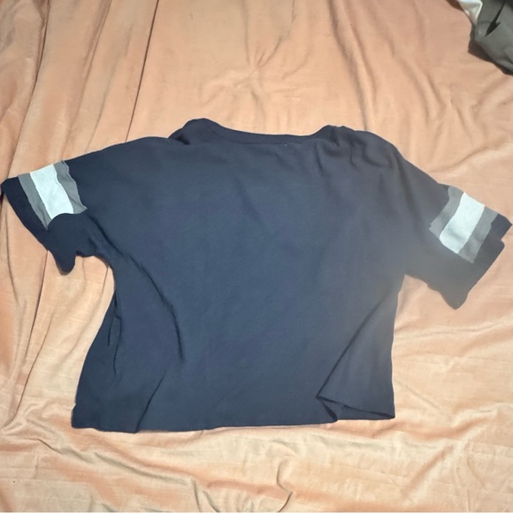 47 Dallas Cowboys Crop Top with Star and Light Gray Stripes - Picture 3 of 4